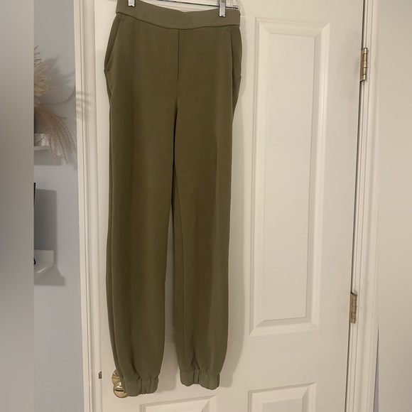 LULULEMON softstreme joggers - Picture 1 of 3